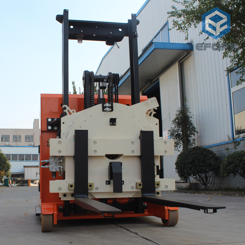 抱夾旋轉平衡重AGV（車體）